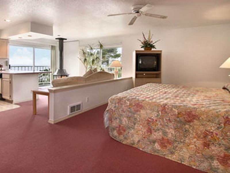 Days Inn By Wyndham Newport Or Ruang foto